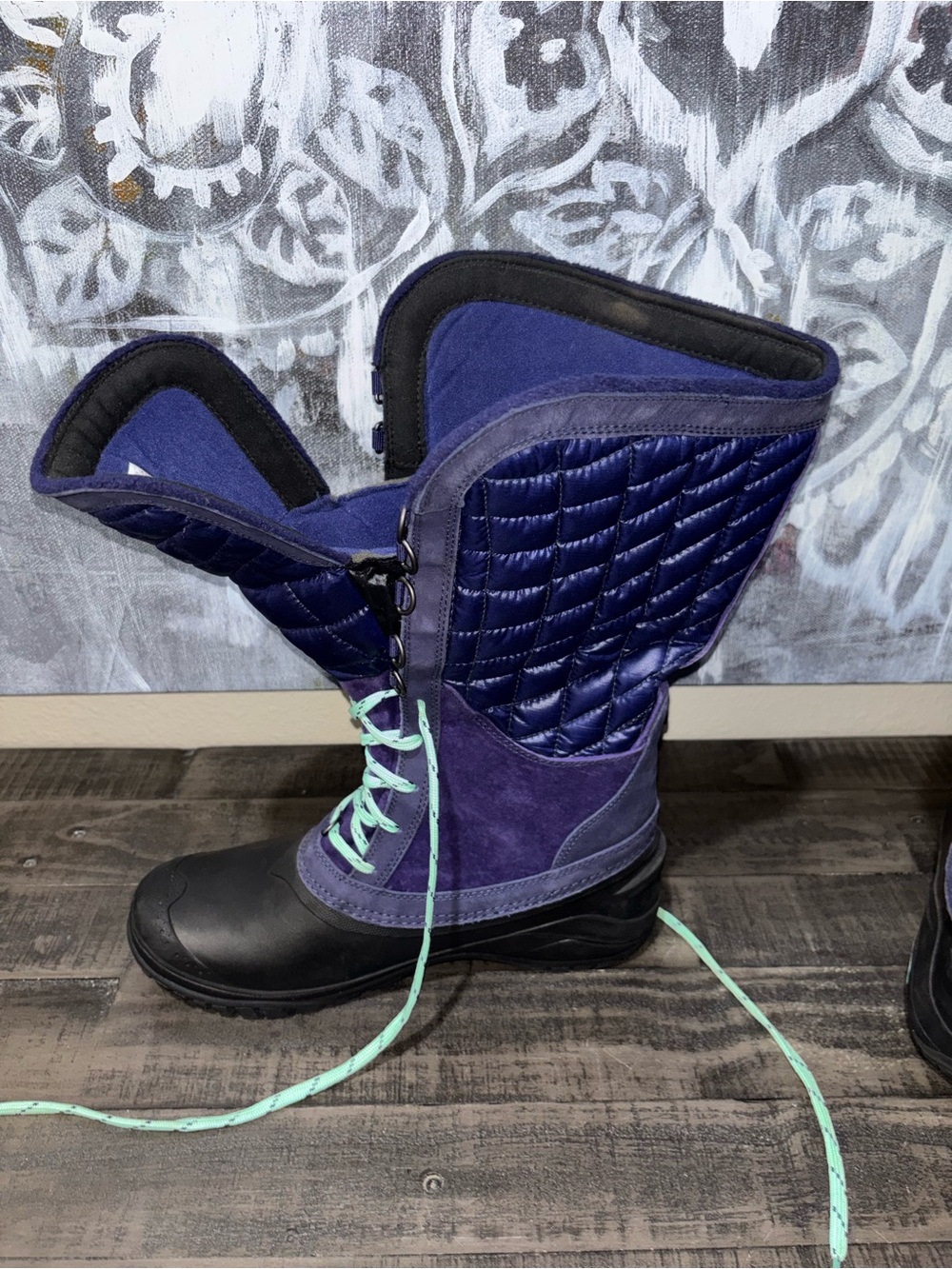The North Face Thermoball Utility Boots WOMENS SZ 10.5 - Picture 3 of 15